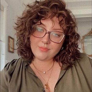 Meet your Posher, Kacie